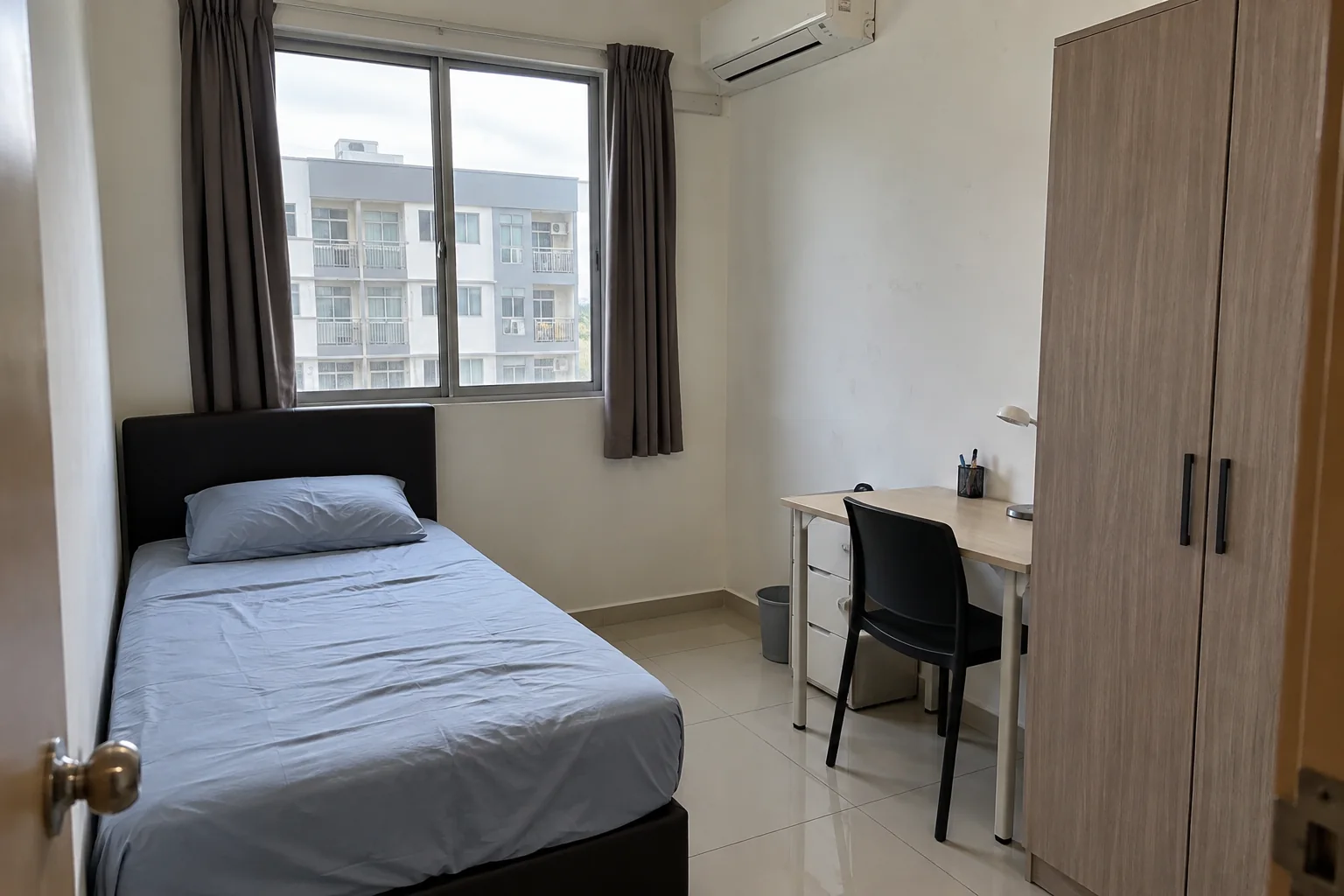 Bright modern bedroom illustrating a comfortable room rental